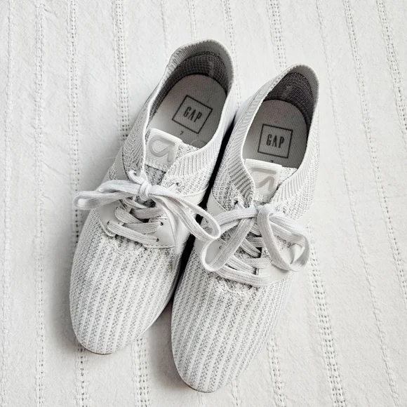 Gap Gapfit Knit Athletic Shoe Sneaker White Stretch Athleisure Lounge Work 7 New - Picture 14 of 16